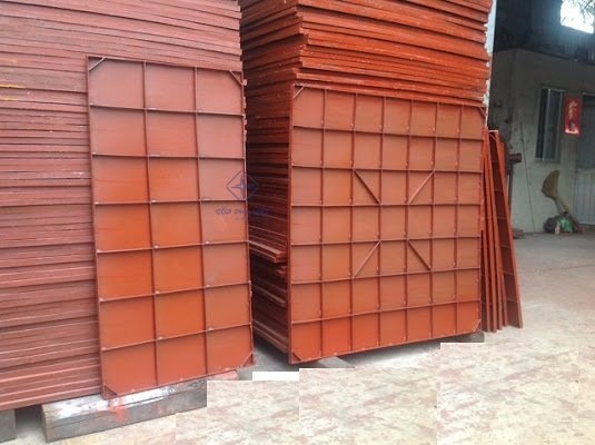 Q1: Xu hướng cốt pha 2026 có ảnh hưởng thế nào đến chi phí đầu tư ban đầu?