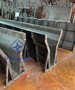 Cốp Pha Dải Phân Cách Đổ Ngửa - CỐP PHA VIỆT Thiết Kế Theo Yêu Cầu