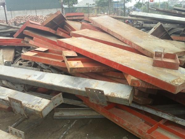 Giải Pháp Tiết Kiệm Chi Phí Với Cốp Pha Thép Cũ Thanh Lý