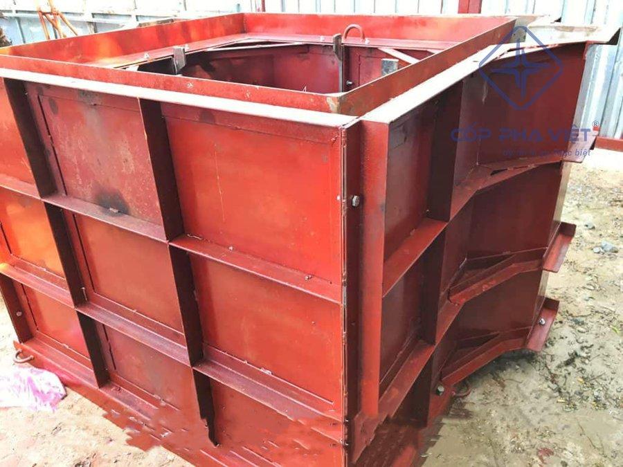 Cốp Pha Thép Định Hình: Khoản Đầu Tư "Đắt" Hay Lợi Nhuận "Vàng" Cho Mọi Công Trình? Chương 4: Cốp Pha Thép Định Hình – Khoản Đầu Tư Chiến Lược Mang Lại Lợi Nhuận Bền Vững