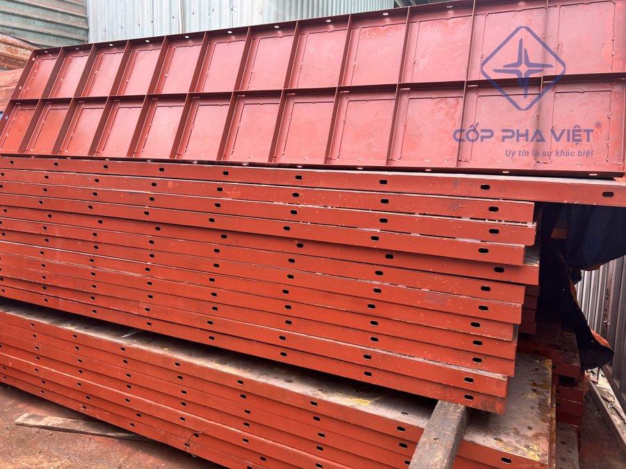 Cốt Pha Thép Móng