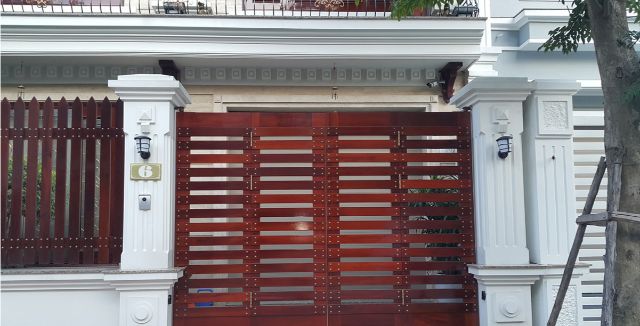 Mẫu cổng nhà đẹp 2
